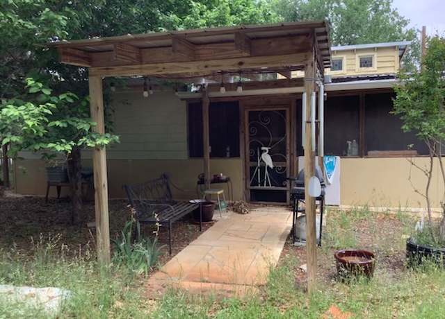 Property at 400 Days End Rd, Wimberley, TX 78676, 2 beds, 1 bath