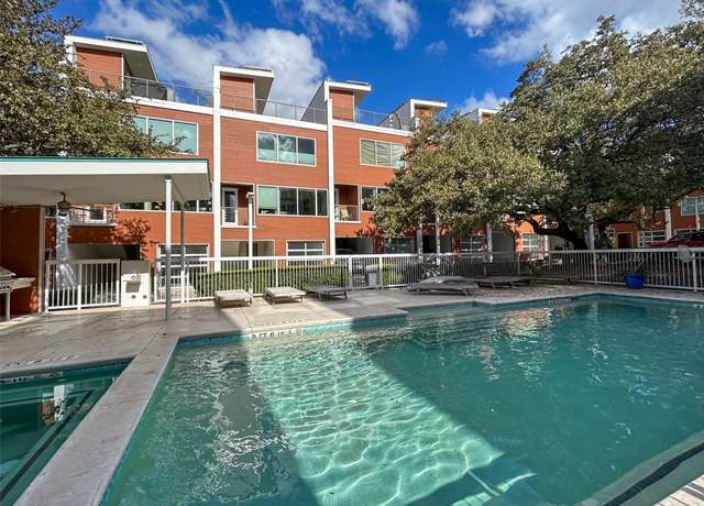 Property at 2301 S 5th St #31, Austin, TX 78704, 3 beds, 3.5 baths