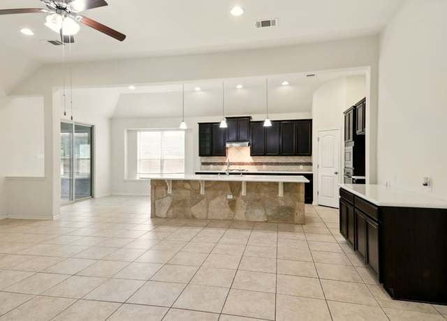 Property at 2516 Silver Fern Ln, Pflugerville, TX 78660, 4 beds, 2.5 baths