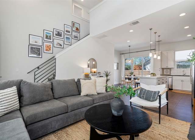 Property at 1126 Linden St #1, Austin, TX 78702, 3 beds, 2.5 baths