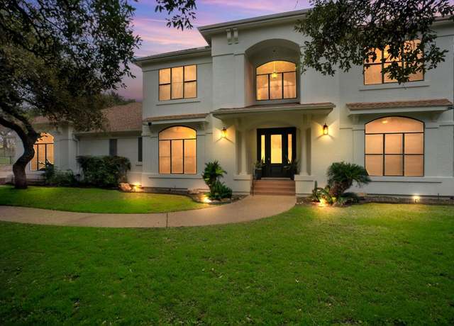 Property at 608 Lakeway Dr, Lakeway, TX 78734, 5 beds, 3.5 baths