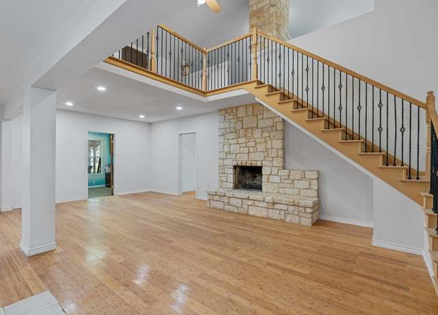Property at 601 Deertrail Dr, San Marcos, TX 78666, 4 beds, 2 baths