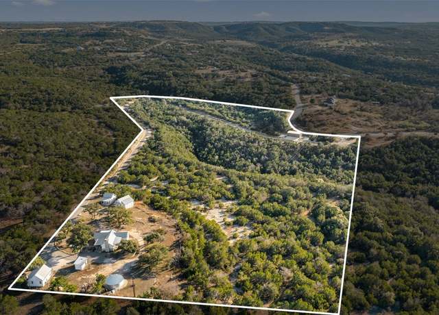 Property at 810 Kothmann Rd, Dripping Springs, TX 78620, 5 beds, 5 baths