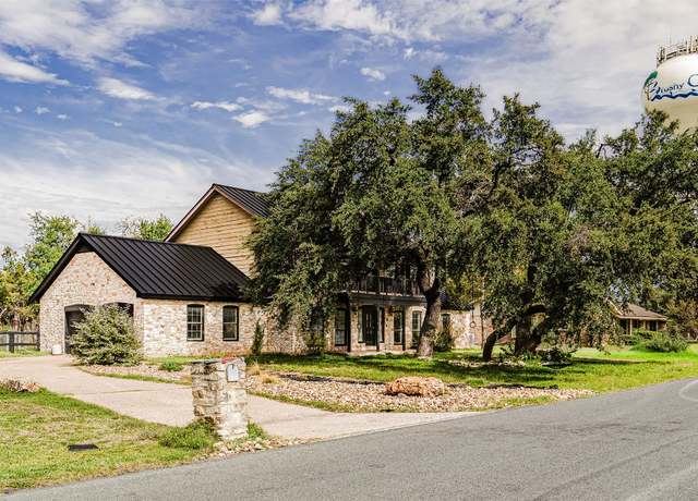 Property at 4204 Deer Tract St, Round Rock, TX 78681, 5 beds, 2.5 baths