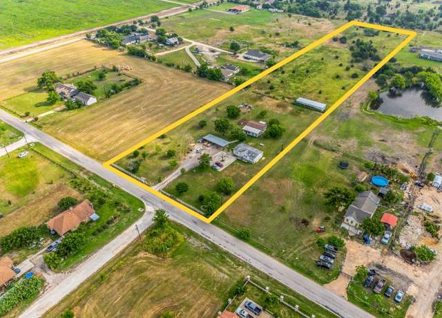 Property at 116 Hokanson Rd, Del Valle, TX 78617, 3 beds, 2 baths
