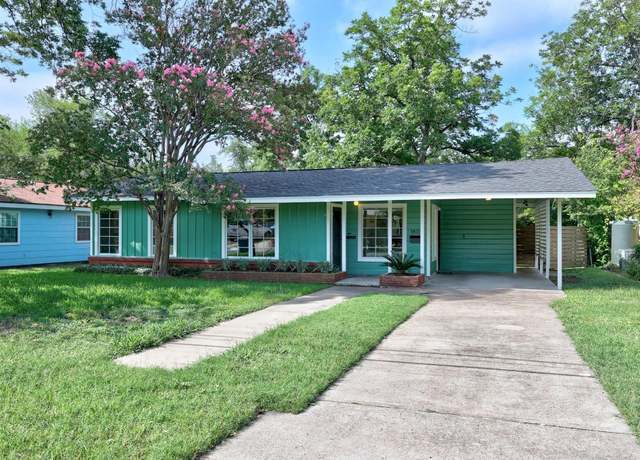 Property at 1807 W Saint Johns Ave, Austin, TX 78757, 3 beds, 2 baths