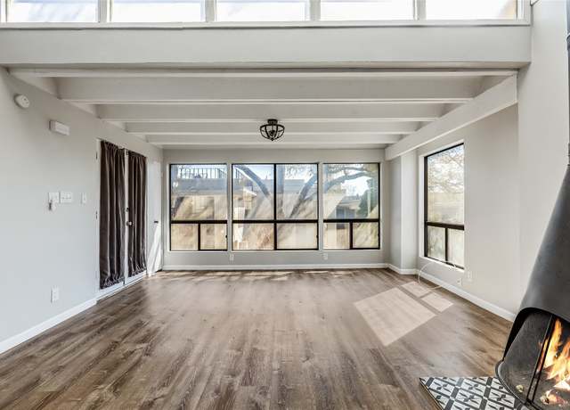 Property at 5916 Lago Vista Way Unit B14, Lago Vista, TX 78645, 3 beds, 3 baths