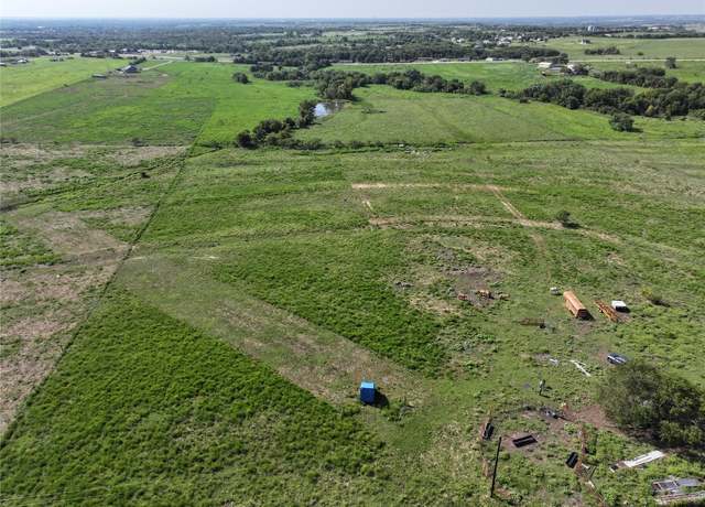Property at 834 Doss Ln, Moody, TX 76557
