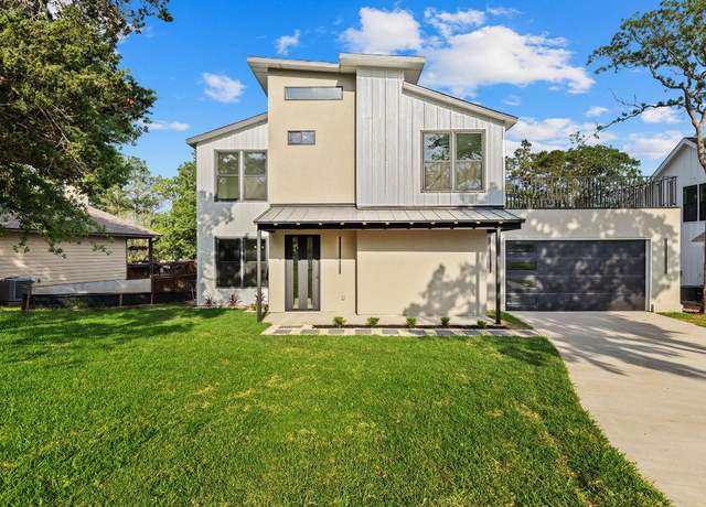 Property at 206 Ulupau Cir, Bastrop, TX 78602, 4 beds, 3.5 baths