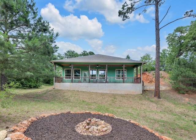 Property at 265 Makaha Dr, Bastrop, TX 78602, 3 beds, 2 baths