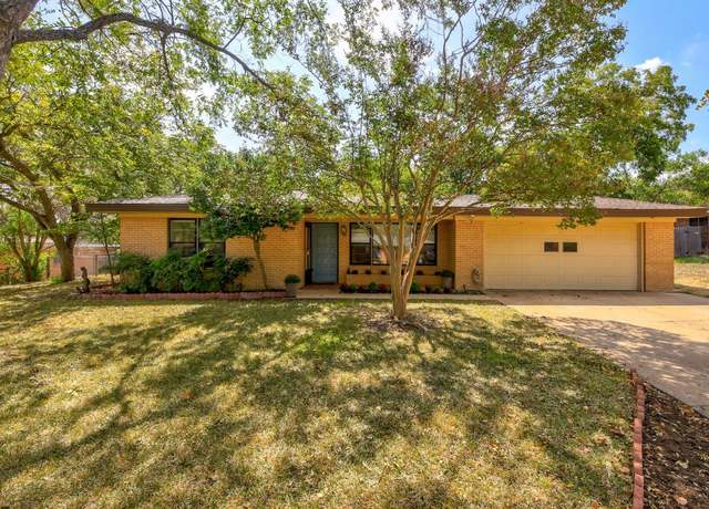 Property at 1005 Salem Ln, Austin, TX 78753, 3 beds, 2 baths