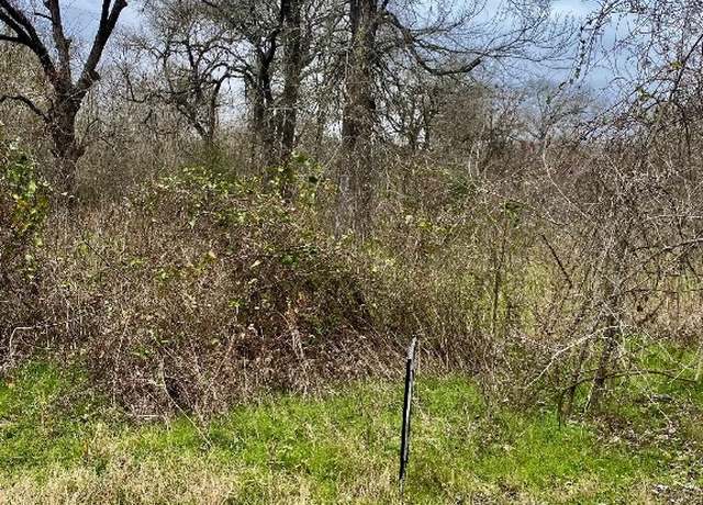 Property at 394 Fm 112, Thrall, TX 78947