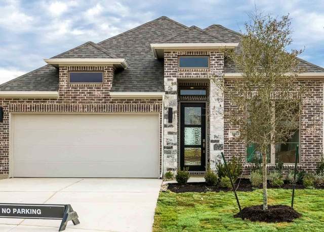 Property at 518 Menlo Cir, Liberty Hill, TX 78642, 3 beds, 2.5 baths