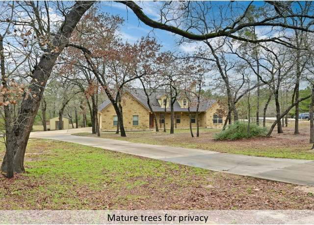 Property at 170 Woodland Ct, Bastrop, TX 78602, 3 beds, 2.5 baths