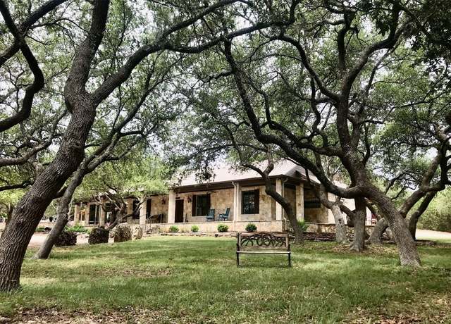 Property at 1050 Gregg Dr, Spicewood, TX 78669, 5 beds, 5 baths