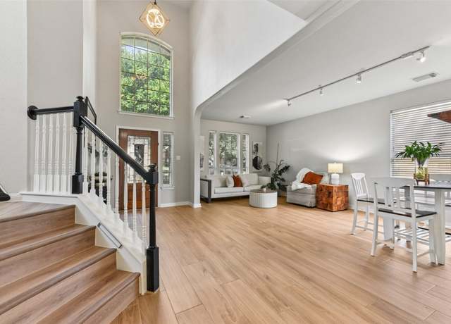 Property at 1913 Maize Bend Dr, Austin, TX 78727, 4 beds, 2.5 baths
