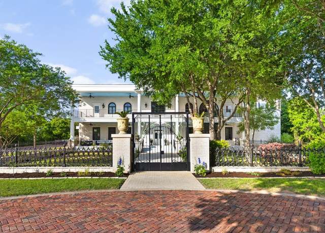 Property at 999 Schwarzlose Rd, New Braunfels, TX 78130, 5 beds, 6.5 baths