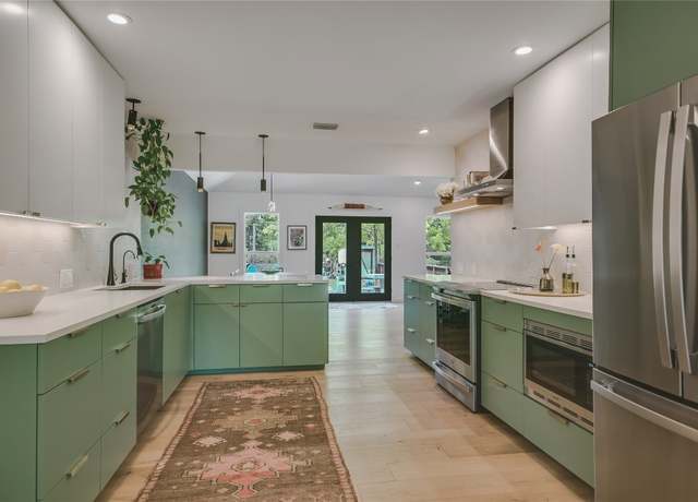 Property at 6802 Rio Bravo Ln, Austin, TX 78737, 3 beds, 2 baths