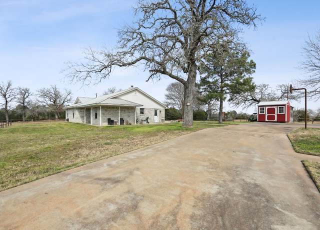 Property at 596 Nink Rd, Smithville, TX 78957, 2 beds, 2 baths