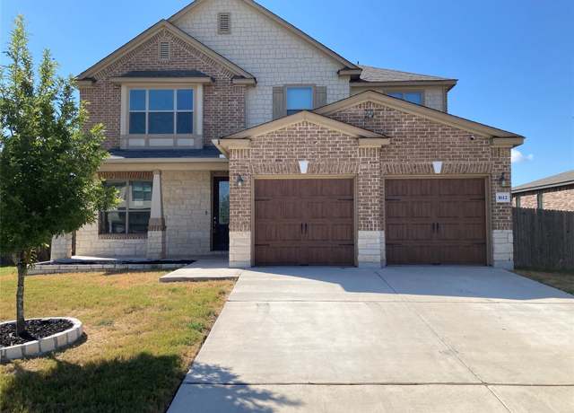 Property at 1612 Foxglove Dr, Lockhart, TX 78644, 5 beds, 3.5 baths