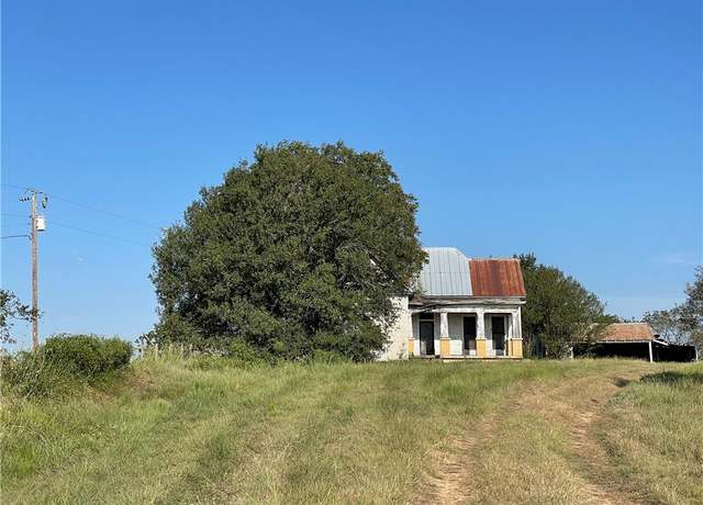 Property at 200 Pleasant Grove Rd, Elgin, TX 78621