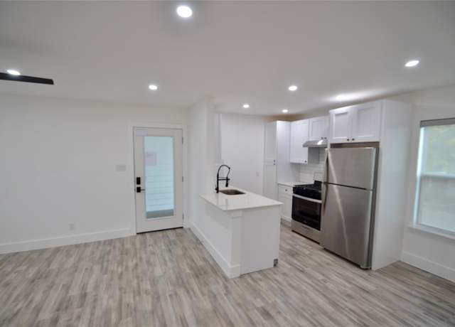 Property at 1200 E 52nd St #208, Austin, TX 78723, 2 beds, 1 bath