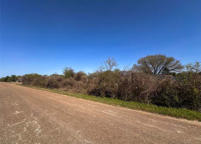 Property at 100 Paia Ln, Bastrop, TX 78602