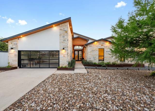 Property at 532 Will Smith Cir, Hutto, TX 78634, 4 beds, 3.5 baths