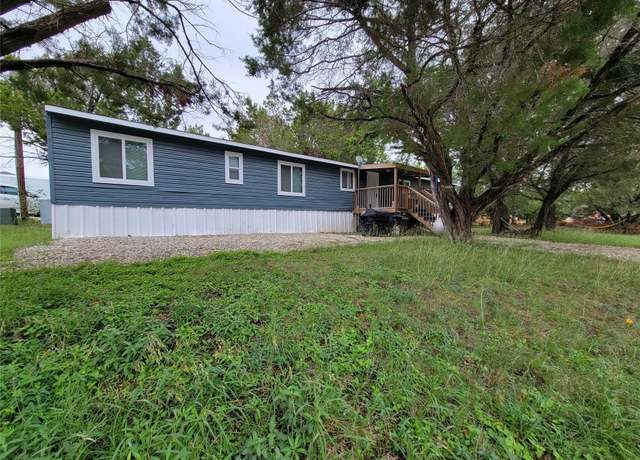 Property at 21401 Coyote Trl, Lago Vista, TX 78645, 3 beds, 2 baths