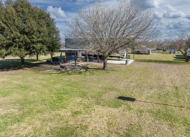 Property at 2 Tapi Ln, Gonzales, TX 78629
