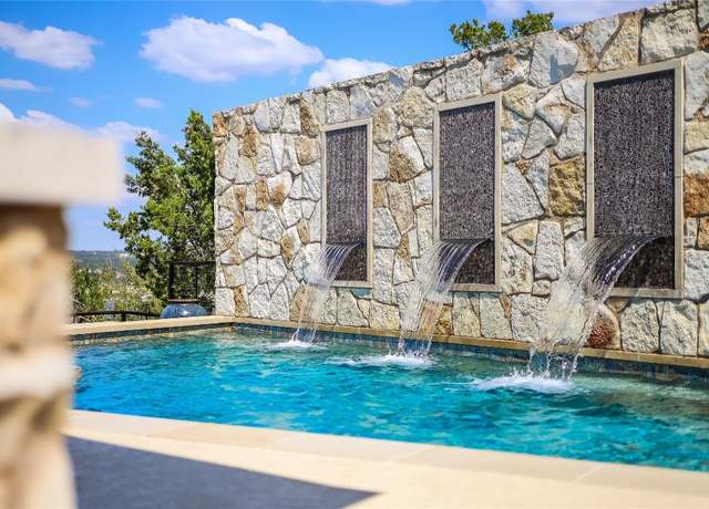Property at 1612 Watercliffe Dr, Lago Vista, TX 78645, 4 beds, 4.5 baths