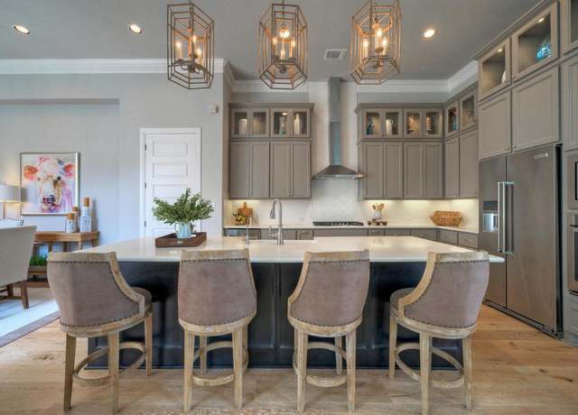 Property at 269 Mendocino Ln, Austin, TX 78737, 3 beds, 3 baths