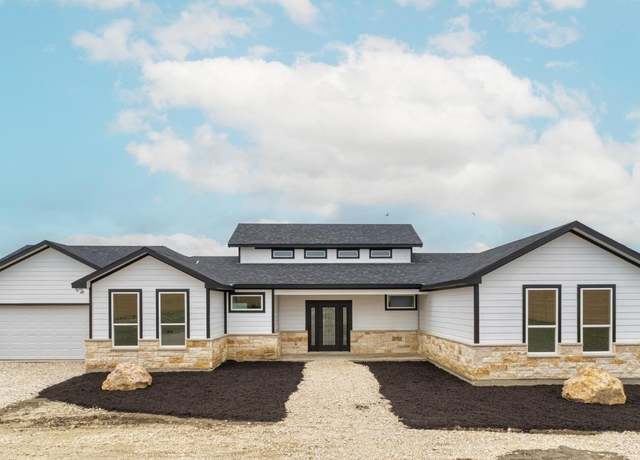 Property at 459 Rancho Linda Dr, Lockhart, TX 78644, 4 beds, 3.5 baths