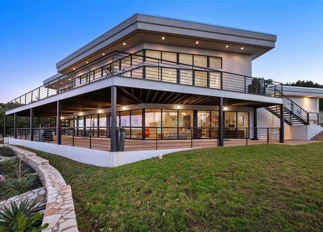 Property at 21808 Briarcliff Dr, Spicewood, TX 78669, 4 beds, 3.5 baths