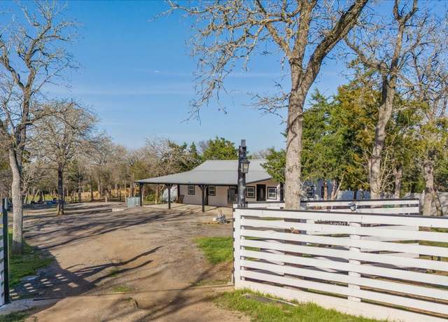 Property at 240 Riddle Rd, Cedar Creek, TX 78612, 3 beds, 1 bath