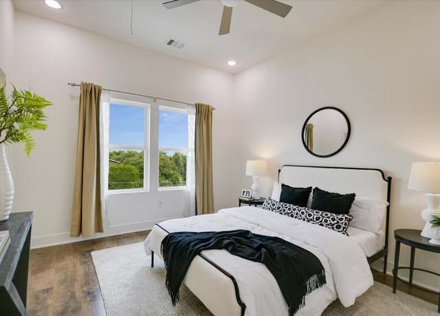 Property at 3007 E 12th St #82, Austin, TX 78702, 1 bed, 1.5 baths
