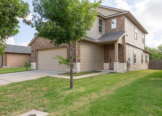 Property at 614 Pinnacle Dr, Georgetown, TX 78626, 4 beds, 2.5 baths