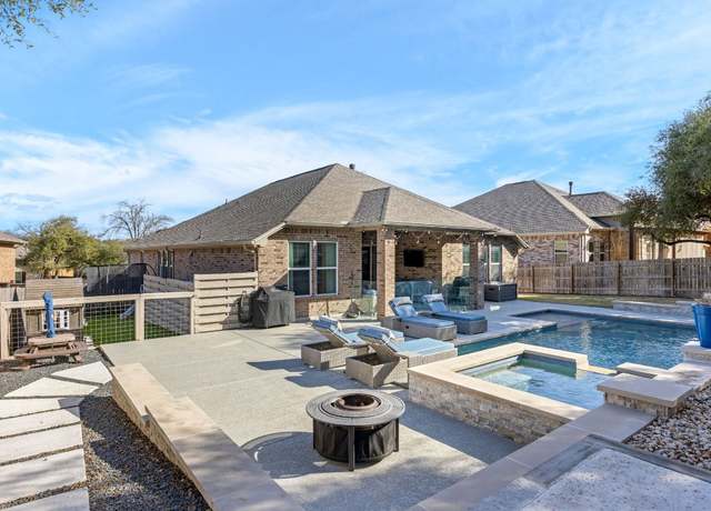 Property at 633 Mendocino Ln, Austin, TX 78737, 4 beds, 3 baths