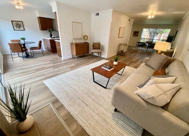 Property at 7241 Creekside Dr, Austin, TX 78752, 3 beds, 2.5 baths