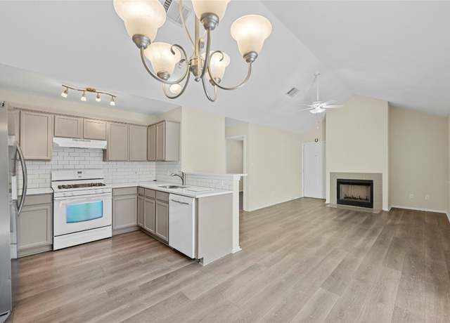 Property at 11901 Swearingen Dr #103, Austin, TX 78758, 3 beds, 2 baths