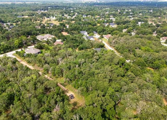 Property at 112 Waimalu Cv, Bastrop, TX 78602
