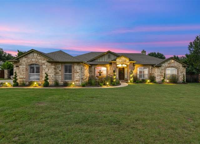 Property at 212 Bronco Blvd, Liberty Hill, TX 78642, 4 beds, 2 baths