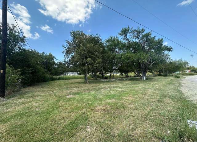 Property at 1/2 W Brook St, Bartlett, TX 76511