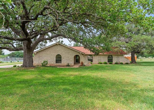 Property at 1700 Walsh Dr, Round Rock, TX 78681, 4 beds, 3 baths