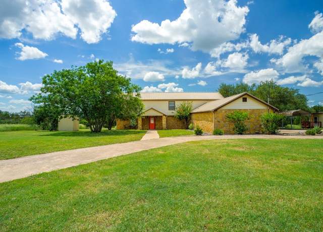 Property at 100 Vista Hermosa, Burnet, TX 78611, 5 beds, 2.5 baths