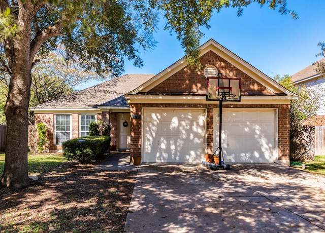 Property at 172 Winter St, Kyle, TX 78640, 3 beds, 2 baths