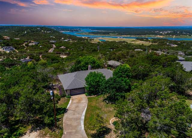 Property at 21013 Ridgeview Loop, Lago Vista, TX 78645, 3 beds, 2 baths