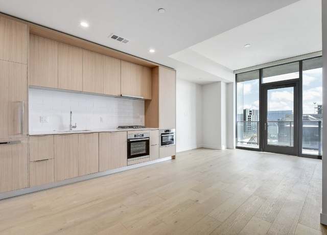 Property at 44 East Ave #3106, Austin, TX 78701, 1 bed, 1 bath