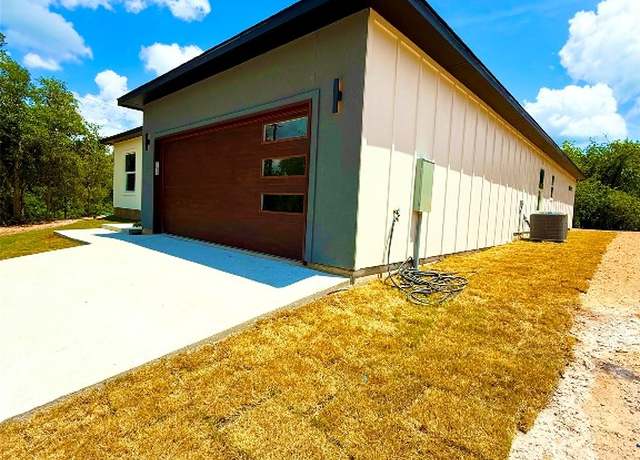 Property at 320 Kahana Ln, Bastrop, TX 78602, 3 beds, 3 baths