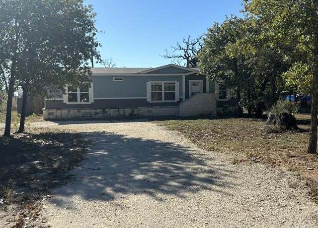 Property at 178 Sayers Rd, Bastrop, TX 78602, 3 beds, 2 baths